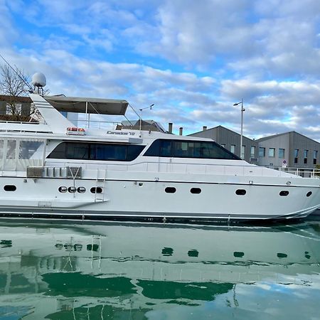 Yacht Aquamarina Vieux Port La Rochelle Hotel La Rochelle  Exterior foto