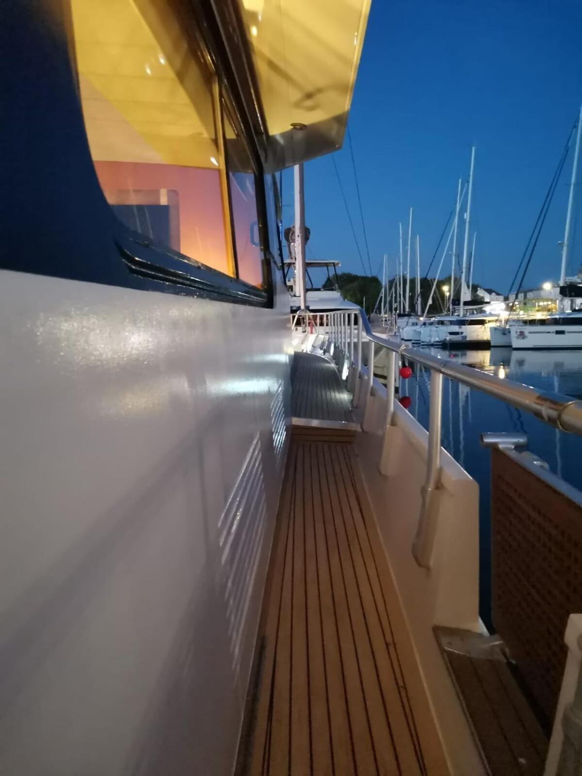 Yacht Aquamarina Vieux Port La Rochelle Hotel La Rochelle  Exterior foto