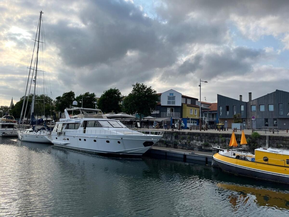 Yacht Aquamarina Vieux Port La Rochelle Hotel La Rochelle  Exterior foto